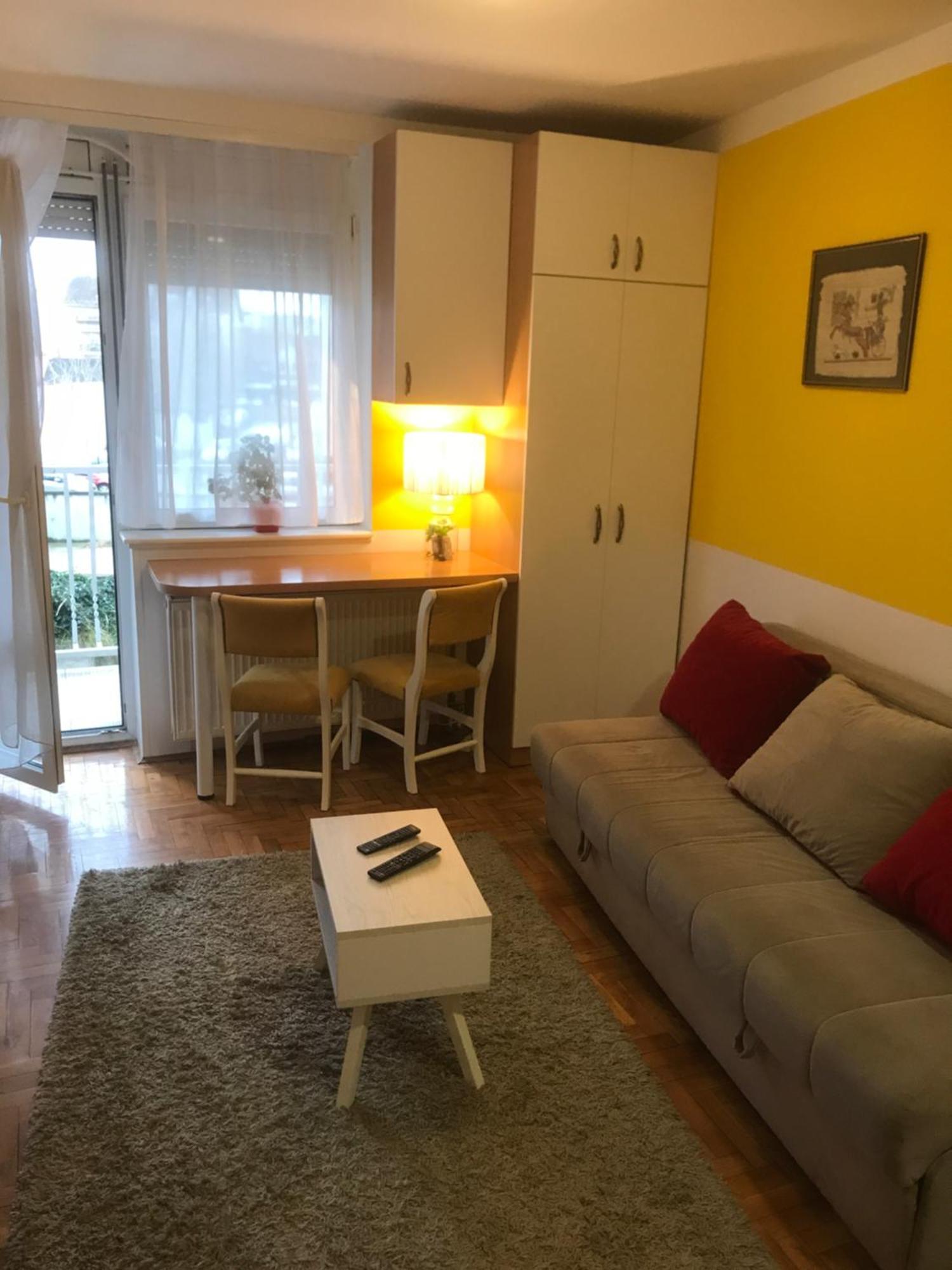 Studio Tina Sajam Novi Sad Eksteriør bilde
