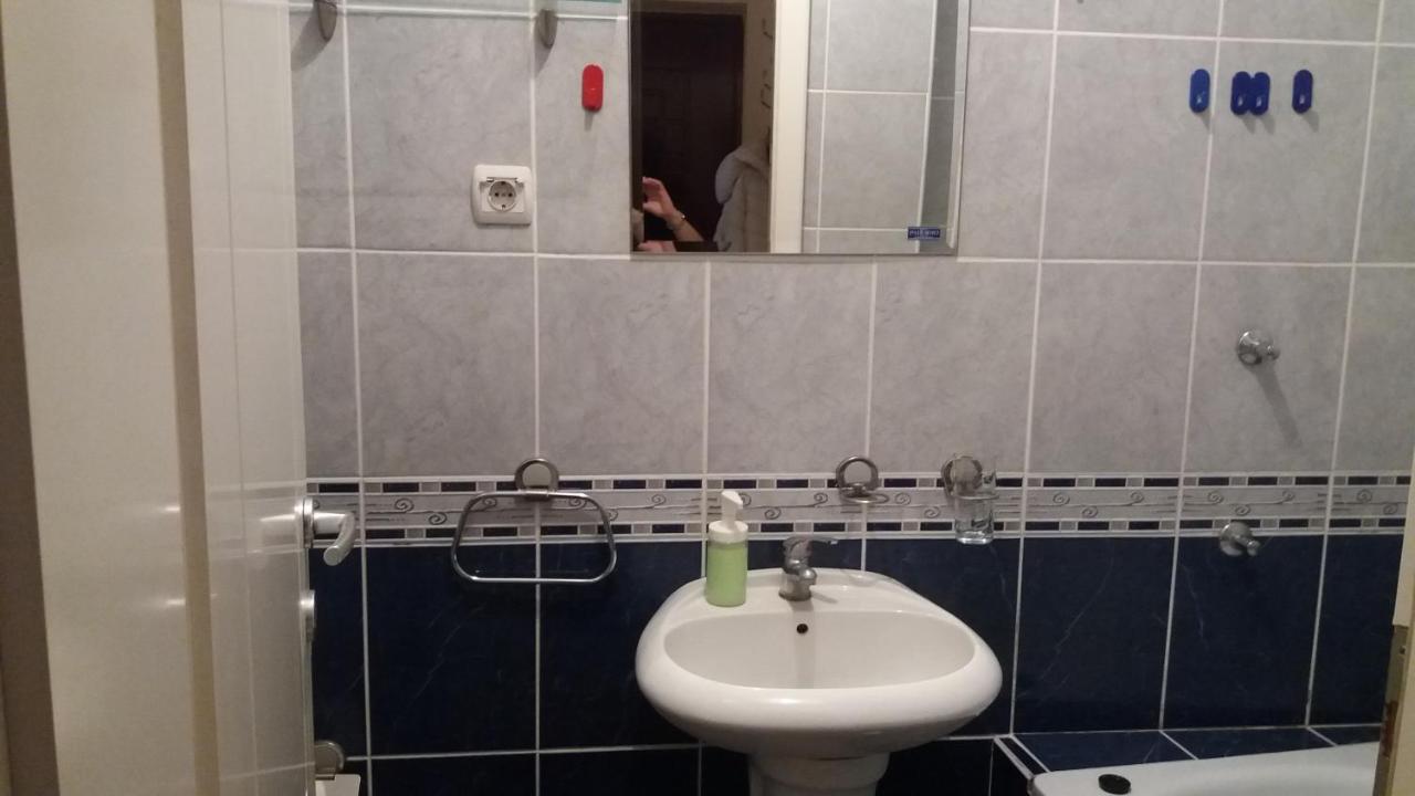 Studio Tina Sajam Novi Sad Eksteriør bilde